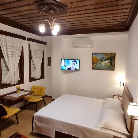 Master Hotel ベラト エクステリア 写真