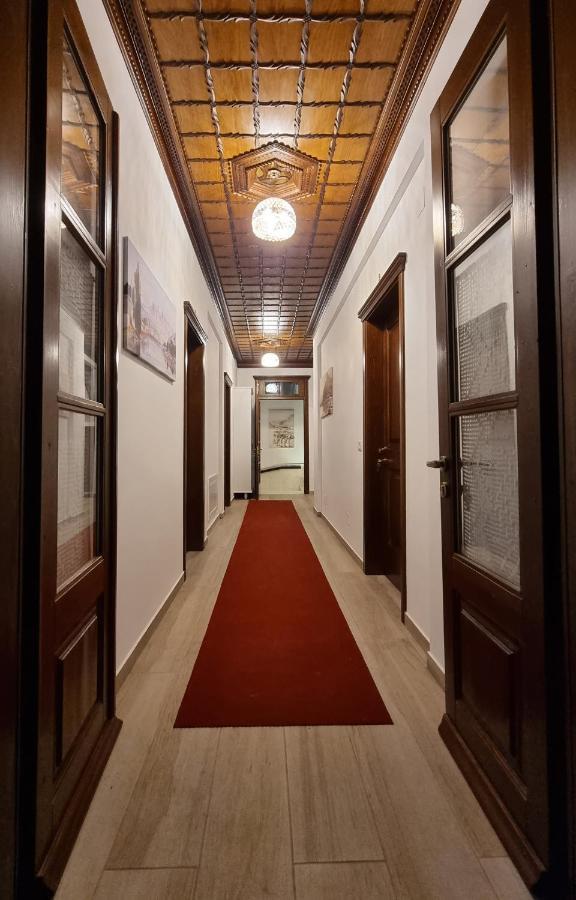 Master Hotel ベラト エクステリア 写真
